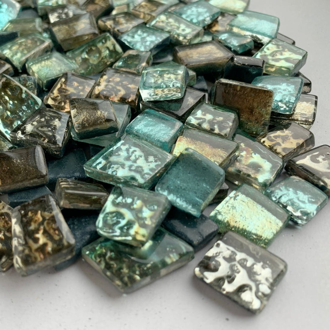 Verre Mosaique - glass mosaic -Glasmosaik-glasmozaïek-Glastegel met Spiegel Vorstmix - mosaicshop