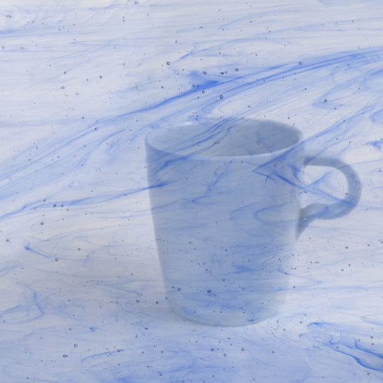 Glass Plate Light Blue Wispy