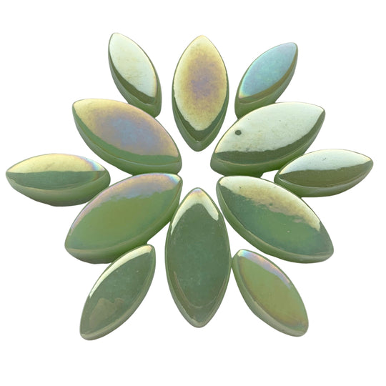 Ottoman Květinové okvětní lístky Perleť Světle zelená