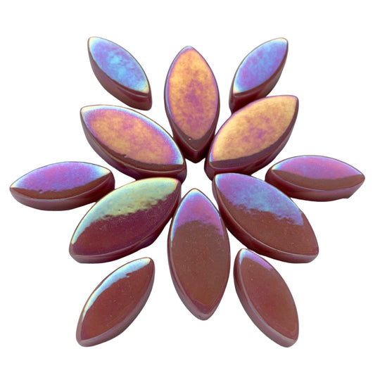 Ottoman Okvětní lístky Perleť Třešeň