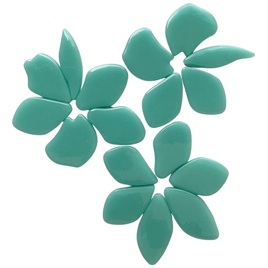 Skleněné okvětní lístky světle azurové