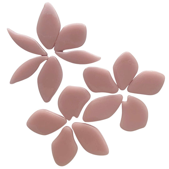 Skleněné okvětní lístky růže