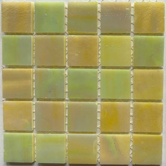 Skleněná mozaika Tiffany Glacier 20mm Citronová tráva
