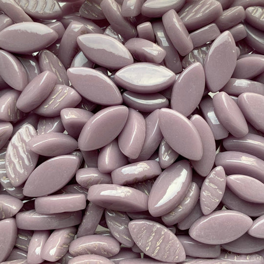 Ottoman Květinové okvětní lístky Lila