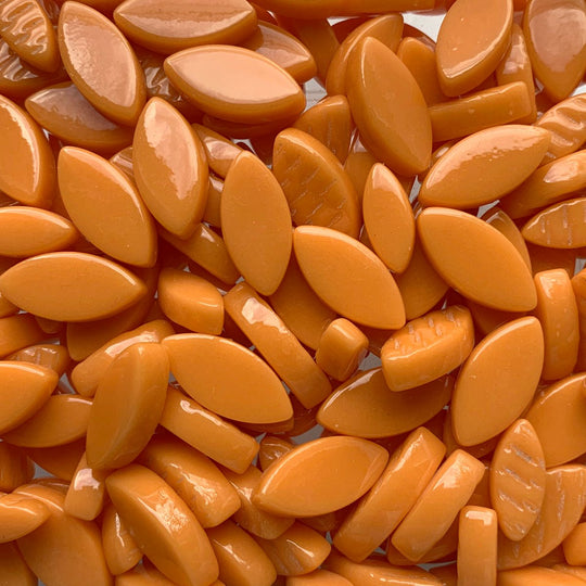 Ottoman květinové okvětní lístky opálově oranžové