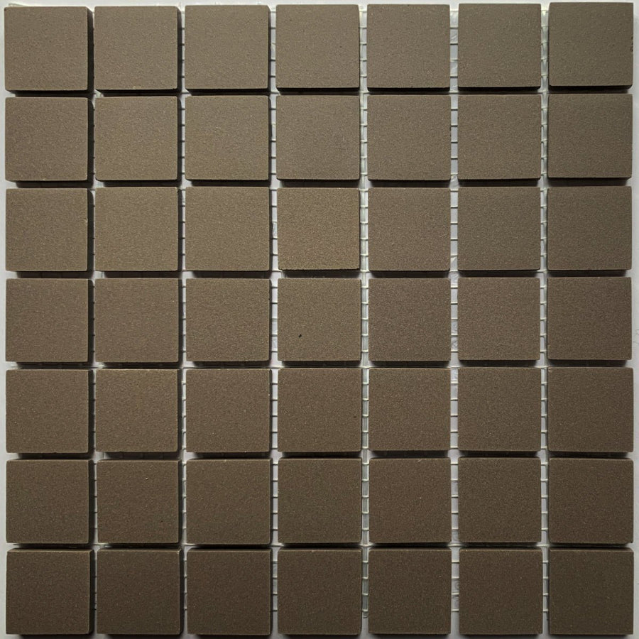 Winckelmans Anthracite – matné mozaikové dlaždice 20x20 mm na síťce