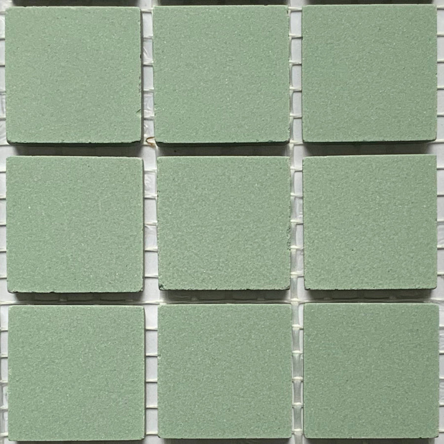 Winckelmans Vert Pale – matte Mosaikfliesen im Format 20x20 mm auf Netz